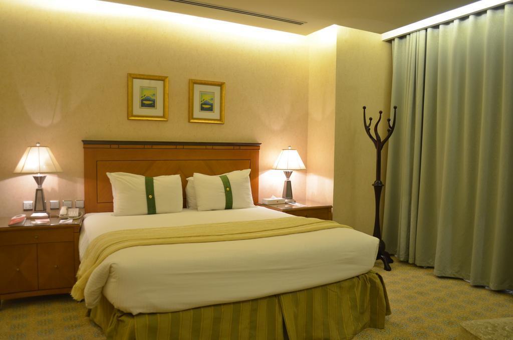 Eastyard Khobar Hotel - Formerly Ramada By Wyndham Khobar Екстер'єр фото