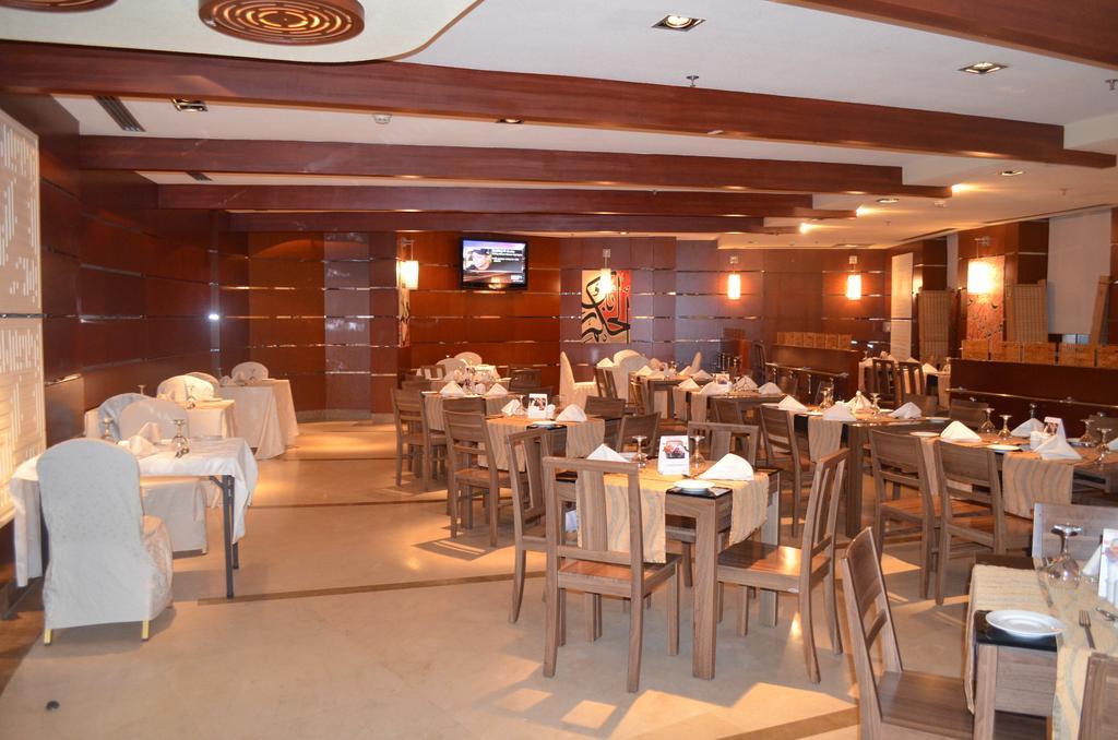 Eastyard Khobar Hotel - Formerly Ramada By Wyndham Khobar Екстер'єр фото