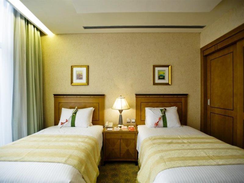 Eastyard Khobar Hotel - Formerly Ramada By Wyndham Khobar Екстер'єр фото