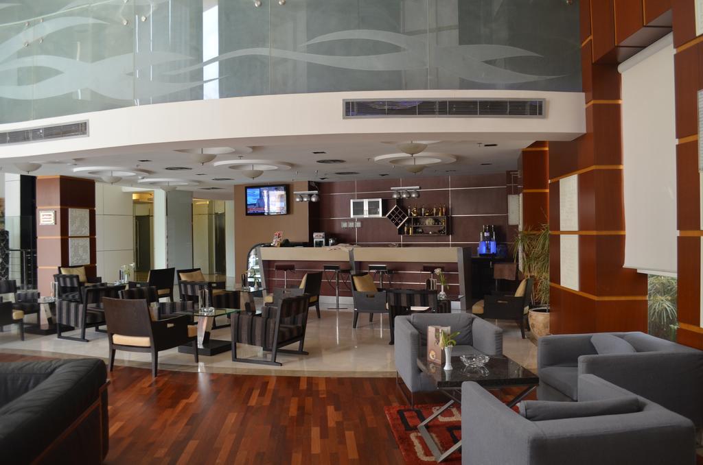Eastyard Khobar Hotel - Formerly Ramada By Wyndham Khobar Екстер'єр фото