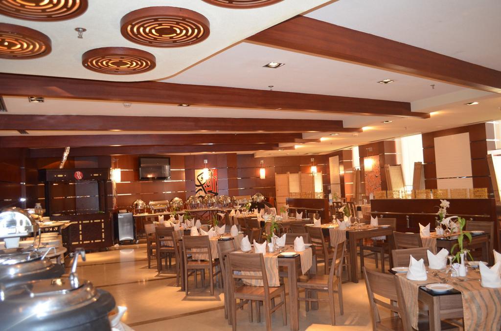 Eastyard Khobar Hotel - Formerly Ramada By Wyndham Khobar Екстер'єр фото