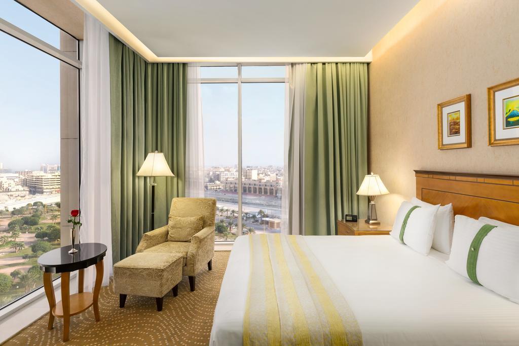 Eastyard Khobar Hotel - Formerly Ramada By Wyndham Khobar Екстер'єр фото