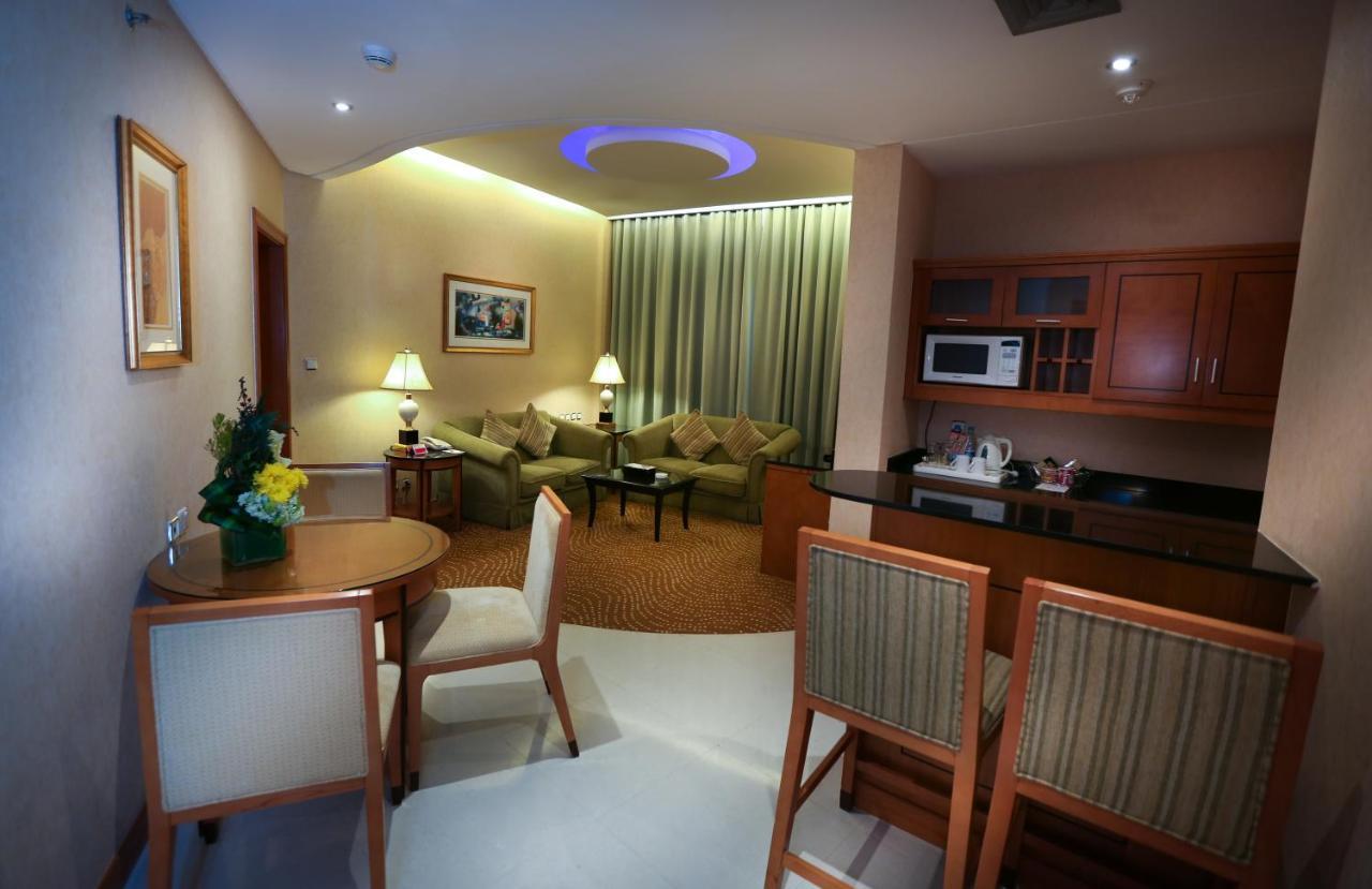Eastyard Khobar Hotel - Formerly Ramada By Wyndham Khobar Екстер'єр фото